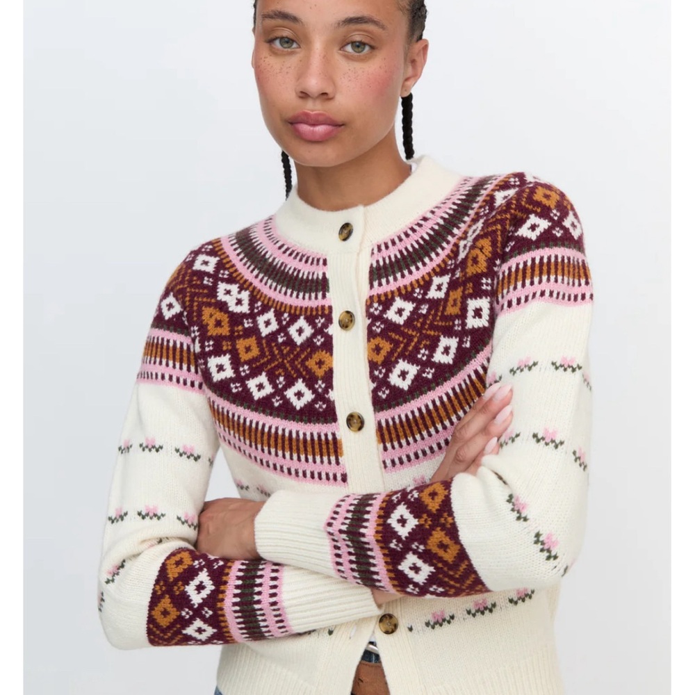 ISO the Hill House REN Sweater in a small or Xsmall.